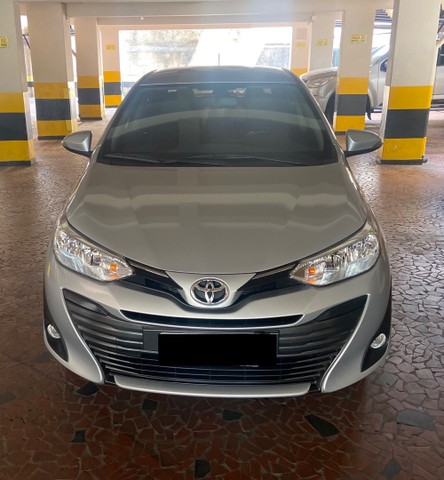 IMPECÁVEL TOYOTA YARIS SEDAN XS 1.5 AUT.