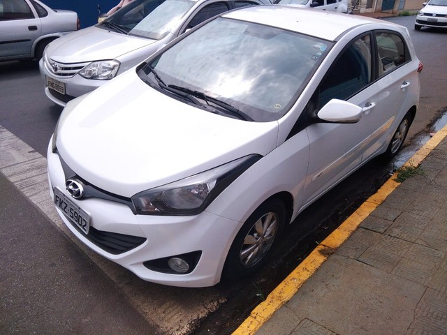 HYUNDAI HB20 COMFORT PLUS 1.0 BRANCO