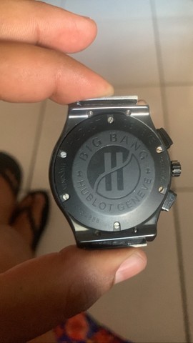 relogio hublot digital