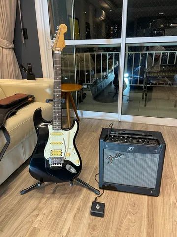 Guitarra Fender Stratocaster 1997 Floyd Rose II Japan + Amplificador Fender Mustang 1 V2