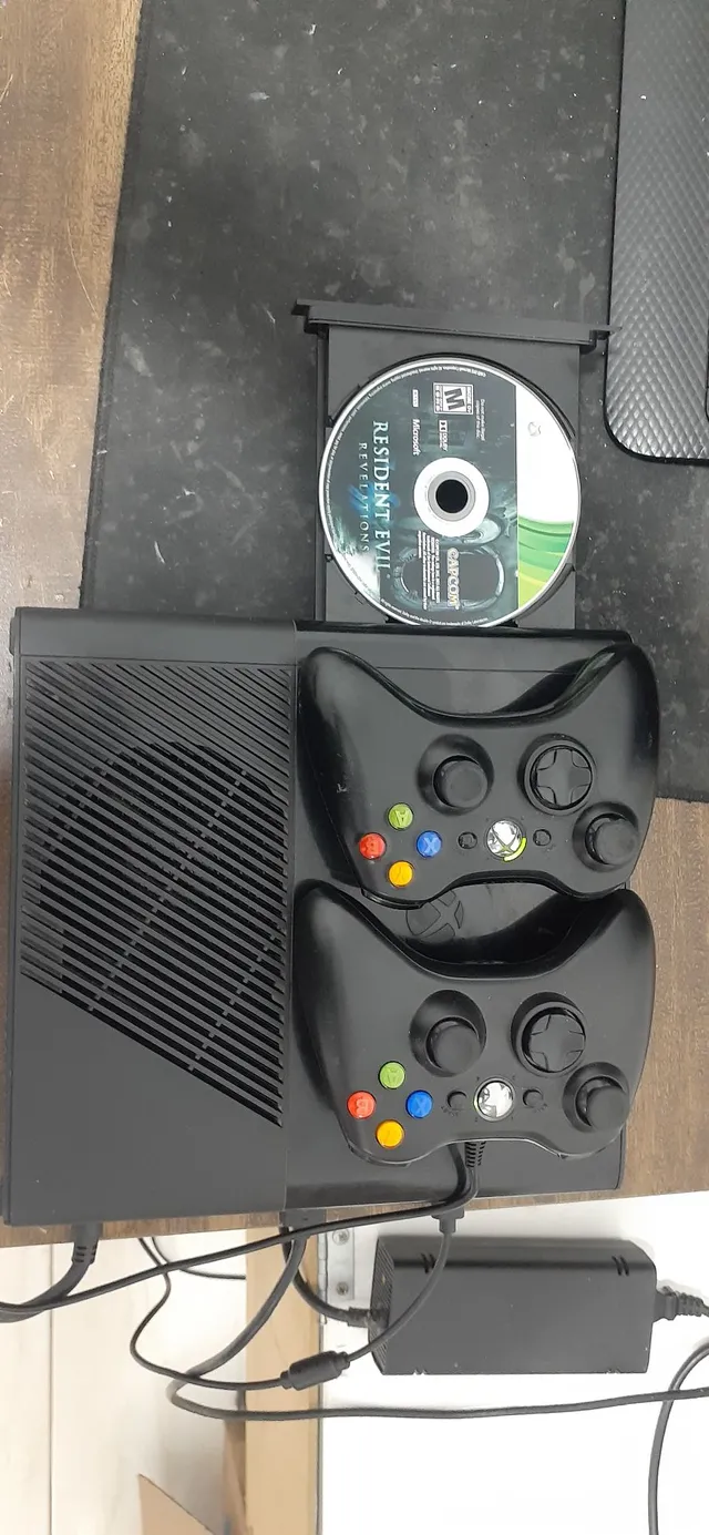 Xbox 360 Gta Grand Theft Auto 5 ((( 2 X Cds Jogo Original ))) - Escorrega o  Preço