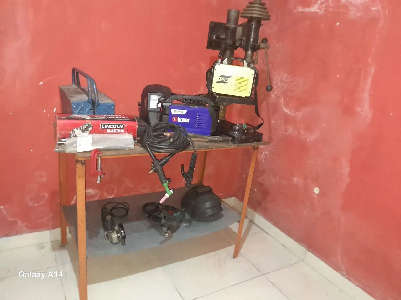 Bancada de ferro vendo ou negócio por ferramenta. - Foto 5