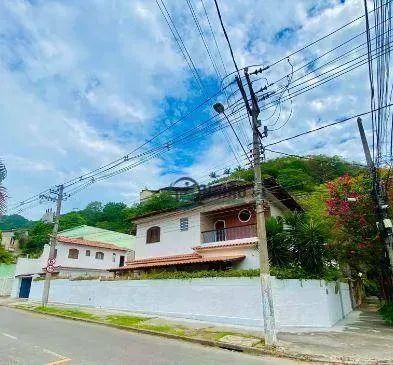 Casa com 5 dormitórios à venda, 220 m² por R$ 2.950.000 - São Francisco - Niterói/RJ