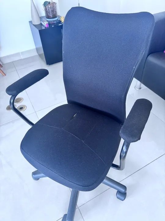 Cadeira de Escritório Giratória com Rodinhas - Foto 2