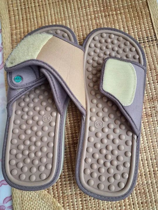 CHINELO CONFORTÁVEL E MACIO TAMANHO 35/36 - Foto 2