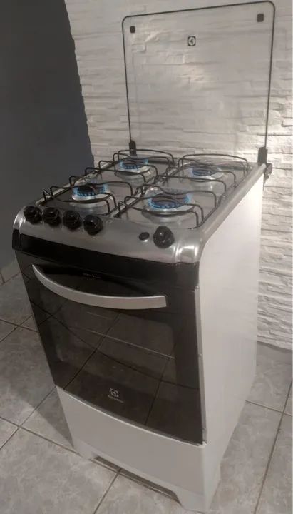 Fogão 4 Bocas eletrico semi novo  Eletrolux- Novo - Foto 3