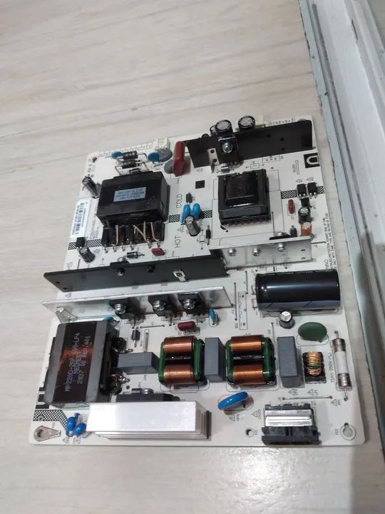 torrando: Fonte para TV 50 polegadas, PHILCO, modelo PTV50RCG70BL 4K LED, por 100 reais - Foto 3