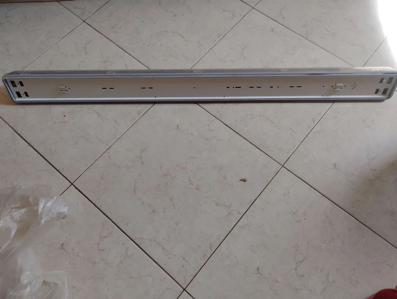 Luminária Hermética T5 e T8/T10 - Nova - Foto 2