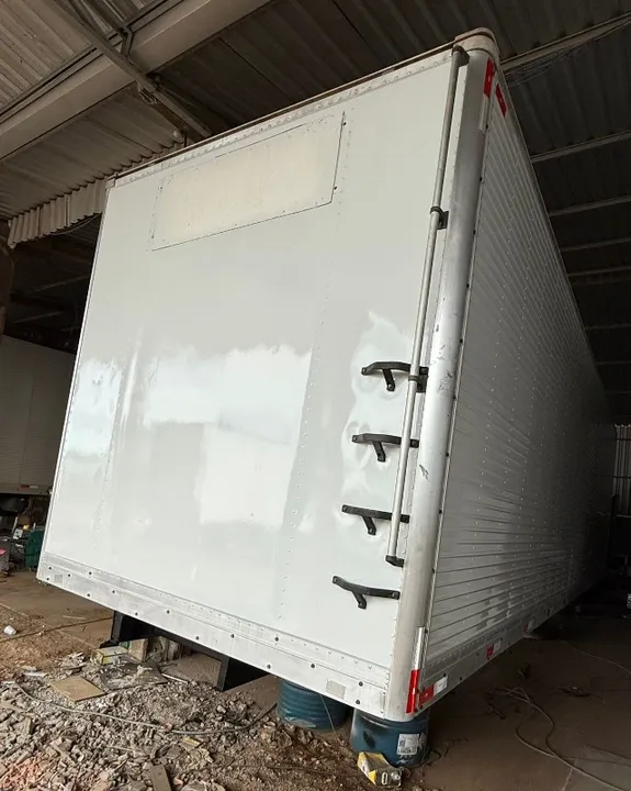 Ref 3022 Bfp 850 Baú frigorífico 16 paletes Facchini 2020 alt. interna 2,34m P