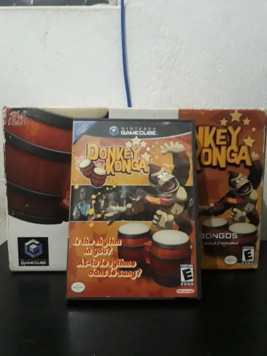 Jogo Donkey Konga com DK Bongos (sem testes) - Foto 2