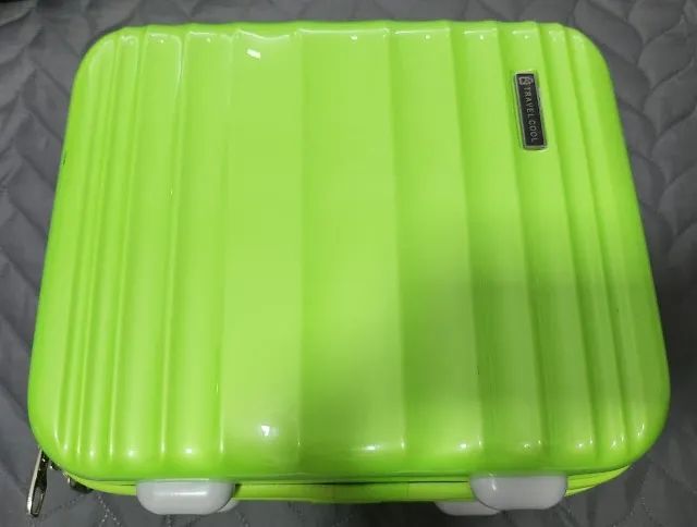 Frasqueira Travel Cool verde claro