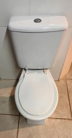 Kit Vaso sanitário INFANTIL com caixa acoplada e assento