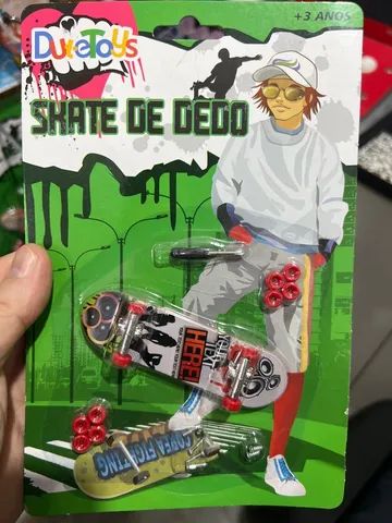 Skate de dedo com rodinhas e chave várias cores e modelos valor unidade  - Foto 3