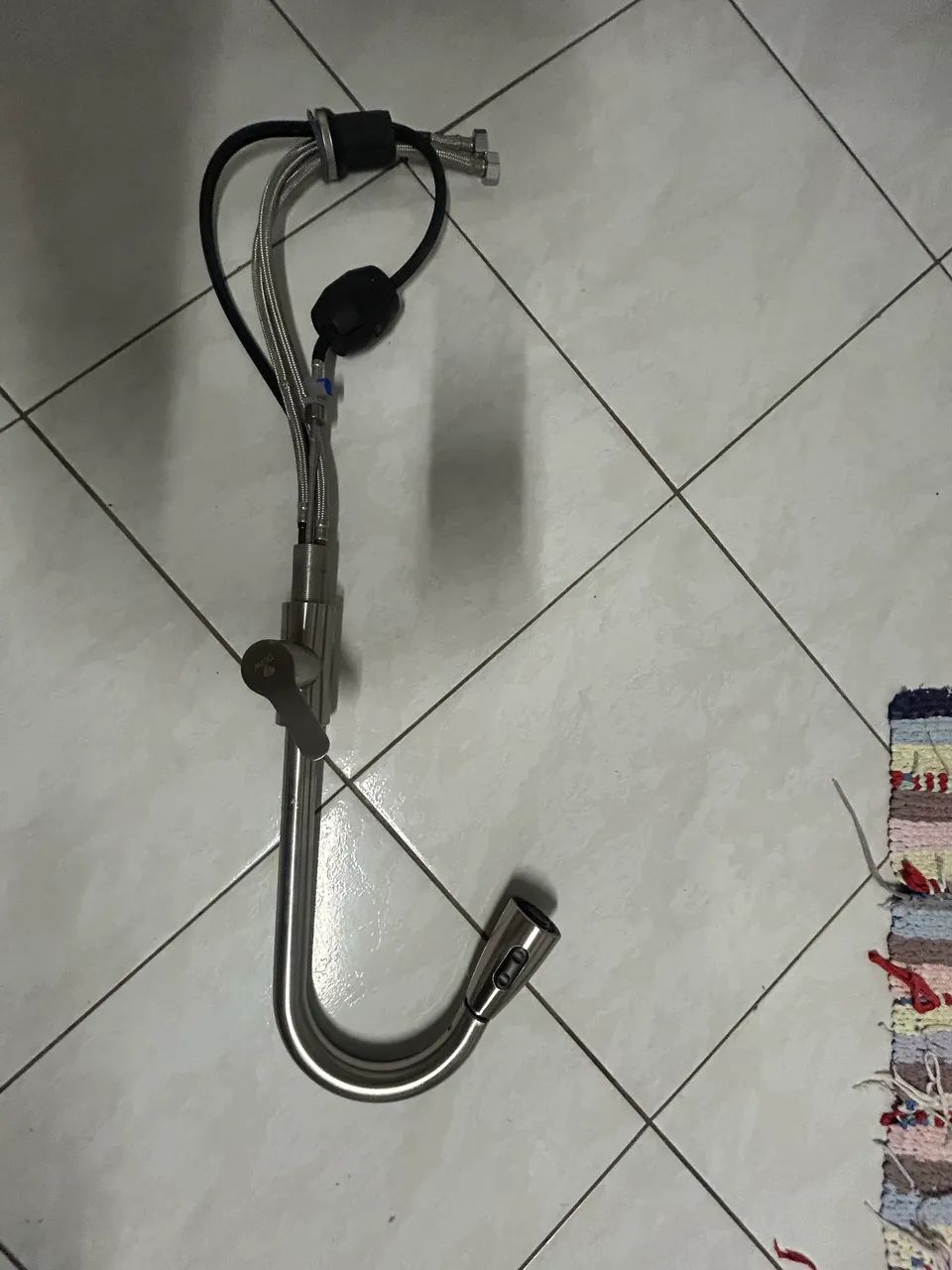 Vendo torneira gourmet mono comando inox OBS: USADA 3 DIAS - Foto 3