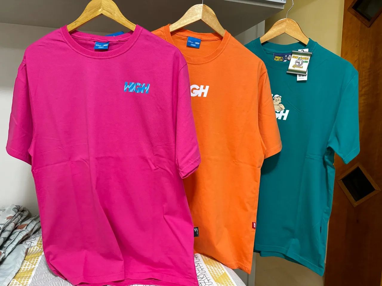 Kit 3 camisetas High originais - Disney e Popeye