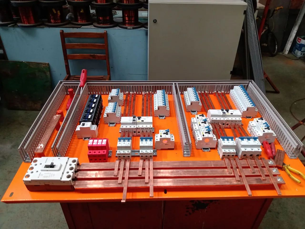REBOBINAMENTO, QUADROS E REFORMA DE MÁQUINAS E MOTORES ELETRICOS  - Foto 5