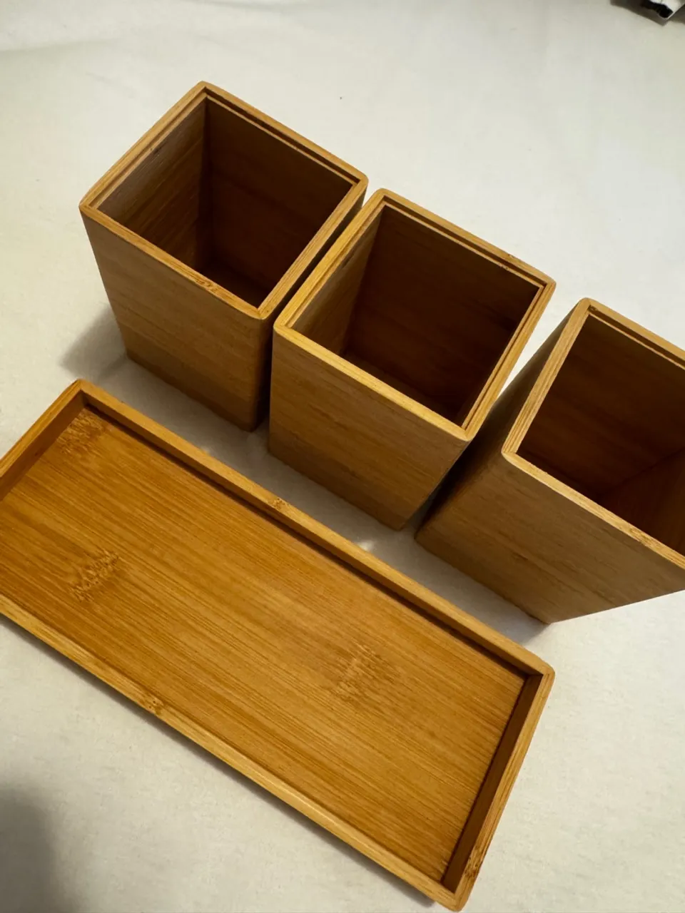 POUCO USADO/COM ETIQUETA Conjunto 3 porta objetos + bandeja de bambu da marca Sensea
