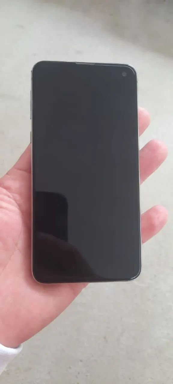 Vendo ou troco Samsung s10e conservado  - Foto 2