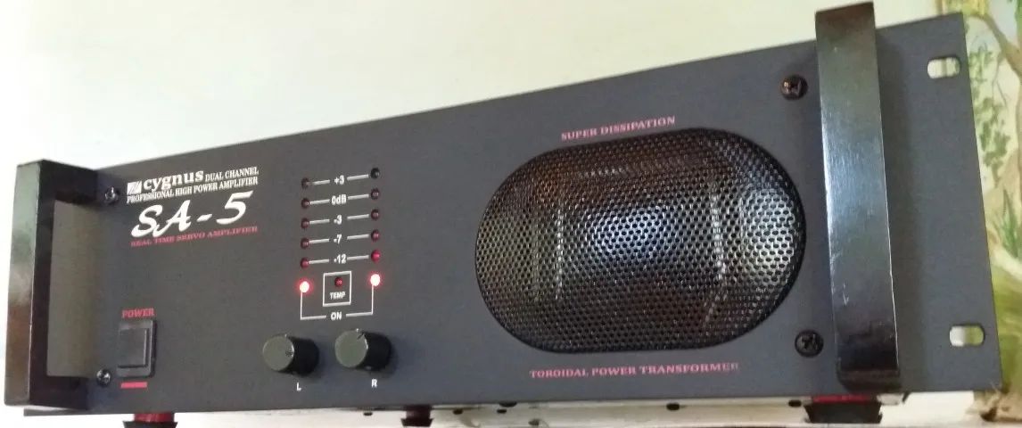Amplificador ,potencia Cygnus Sa 5  - Foto 2