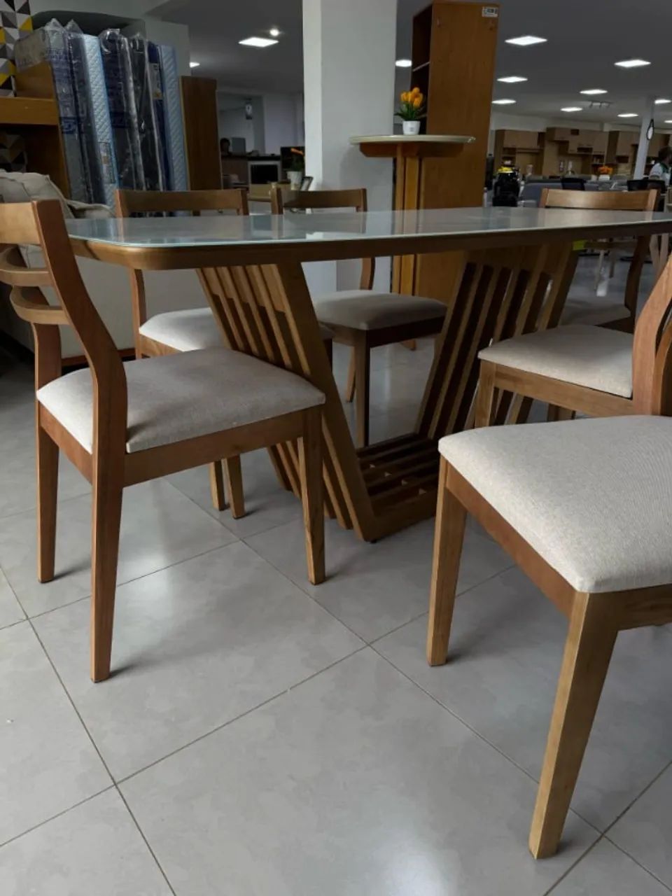 MESA ELENA + CADEIRAS FABRICIA **NOVANA CAIXA** - Foto 2