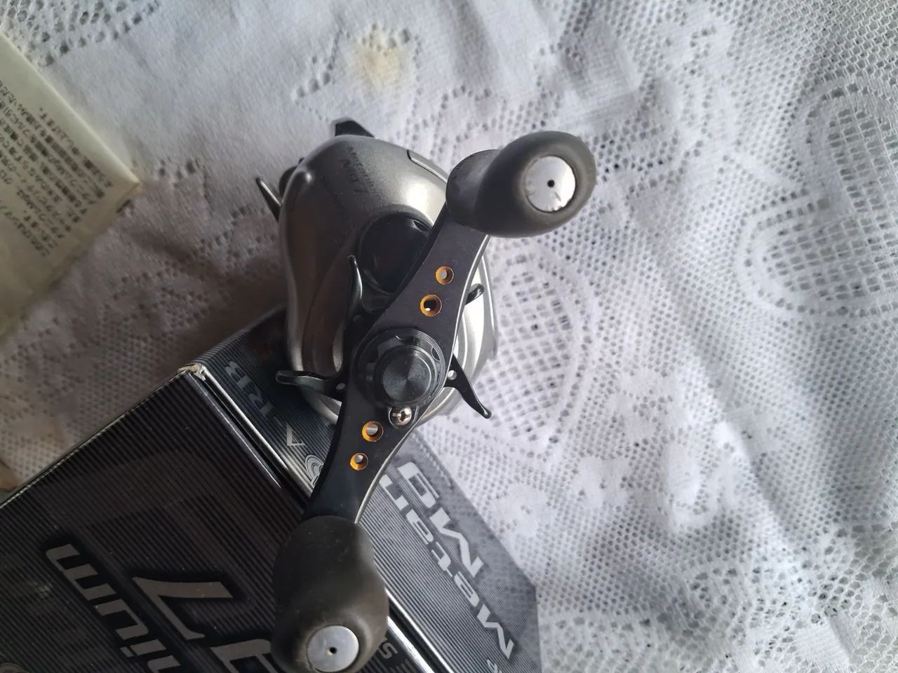 Carretilha de Pesca Shimano Metanium Mg7 - Usada - Foto 2
