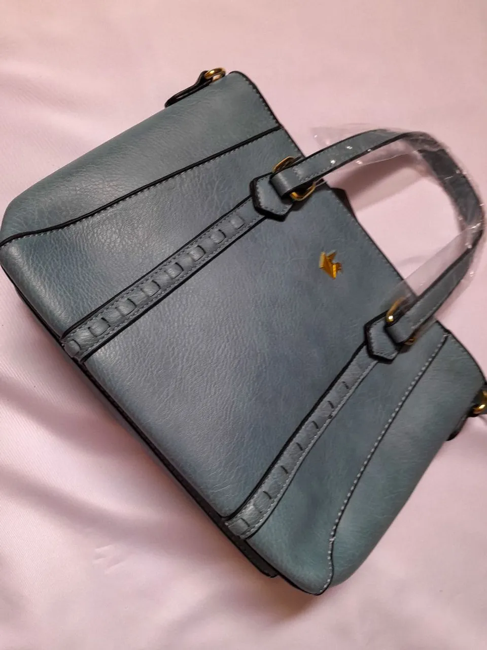 Bolsa Azul Elegante com Detalhes