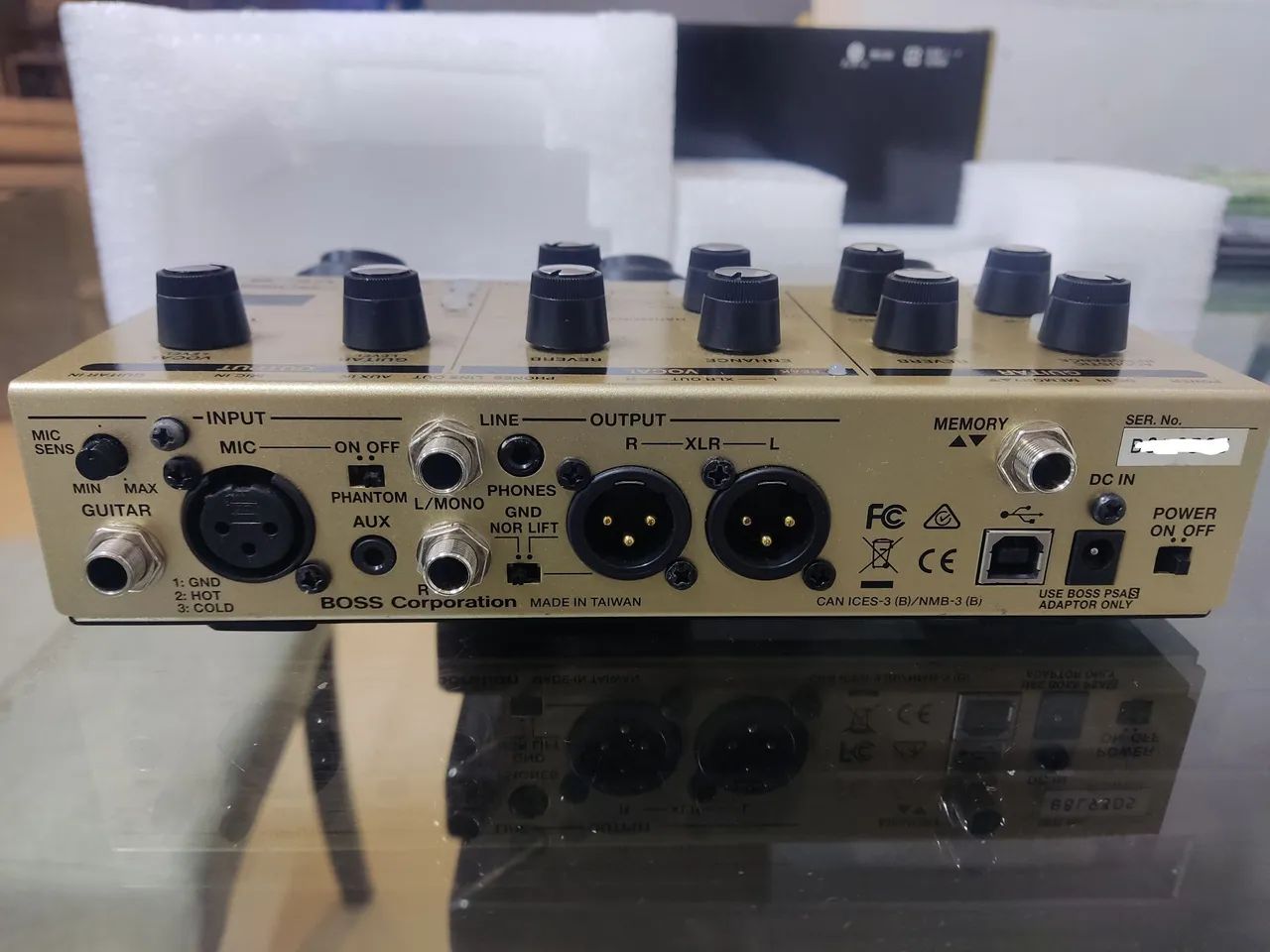 Boss VE-8 Acoustic Singer - Pedal para violonistas que Cantam - Foto 4