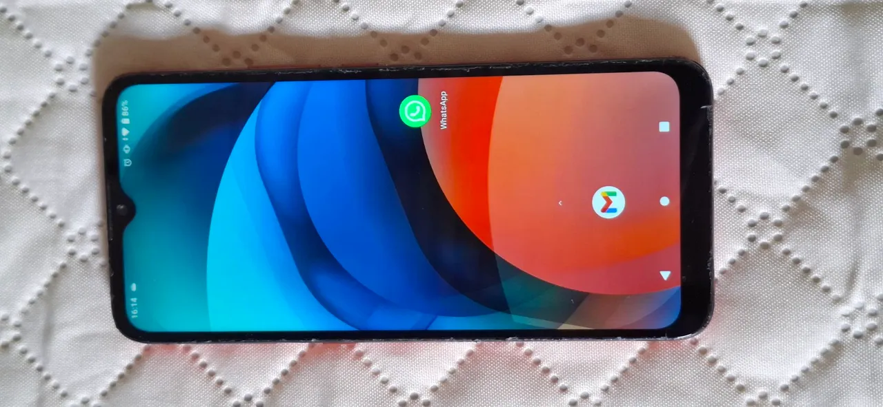 Motorola E7