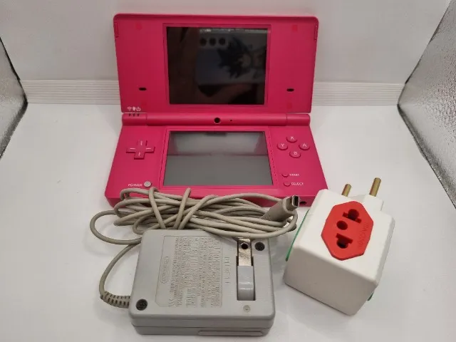 Nintendo DSi Rosa