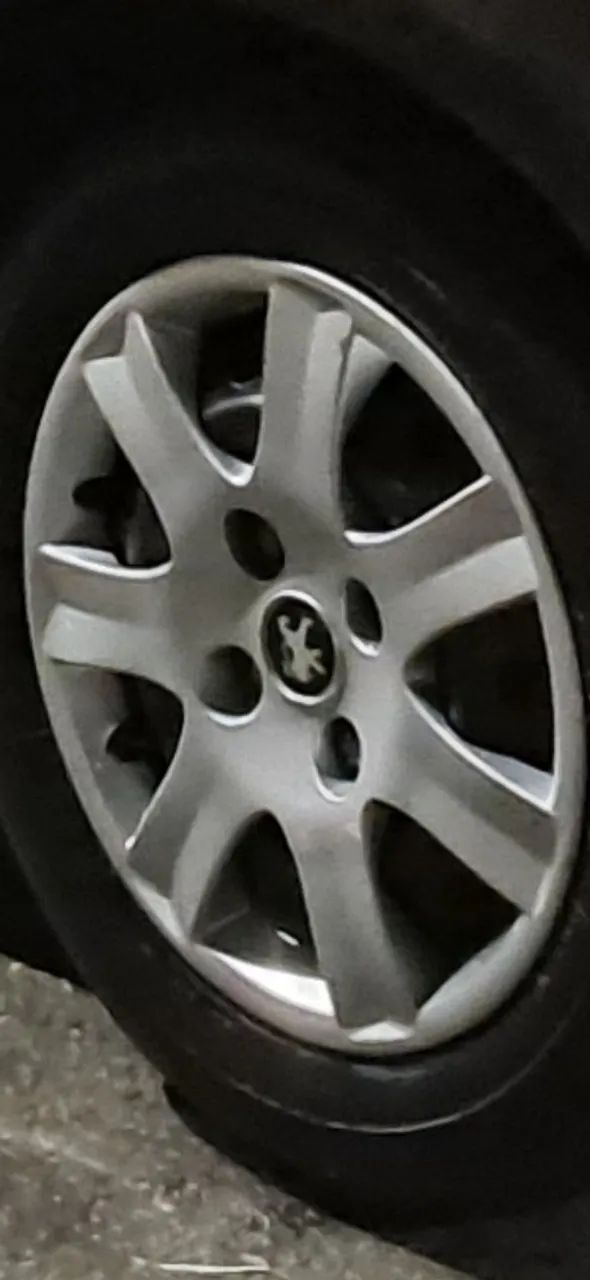 Rodas de ferro aro 14 sem pneus peugeot - Foto 4