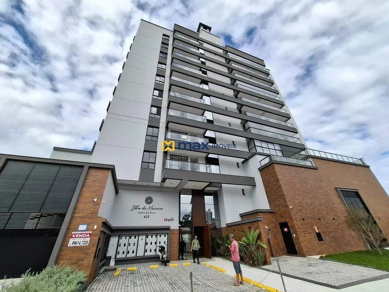 Apartamento com 3 dormitórios (1 suíte). Bairro: Vila Operária, Itajaí