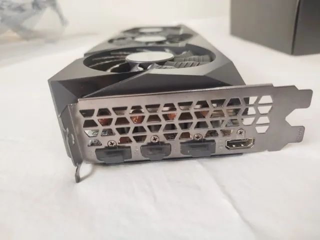 3070 8GB OC GIGABYTE - Foto 5