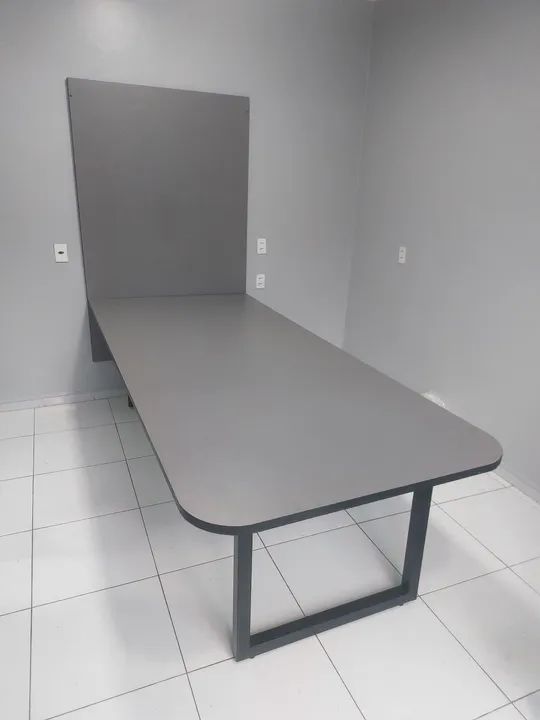 Mesa de reunião 