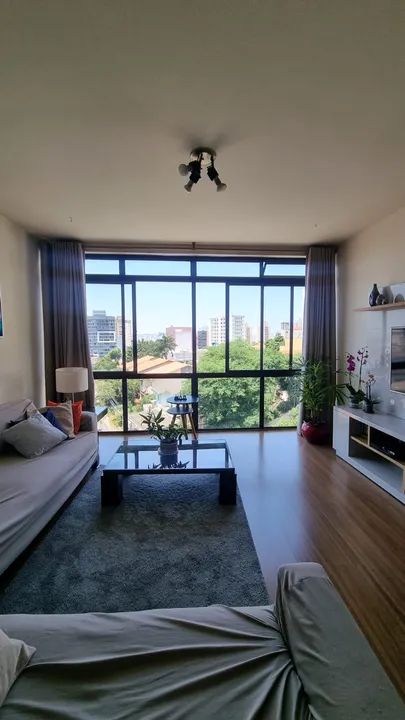 Apartamento de 126m² com 4 quartos sendo 1 escritório, amplos comodos, e 1 vaga, venha con