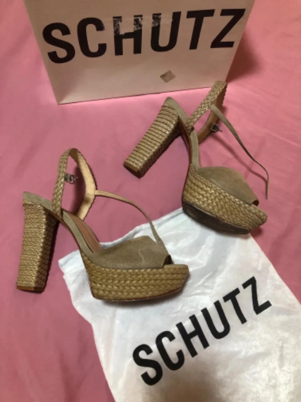 Sandalia Schütz TAM 39