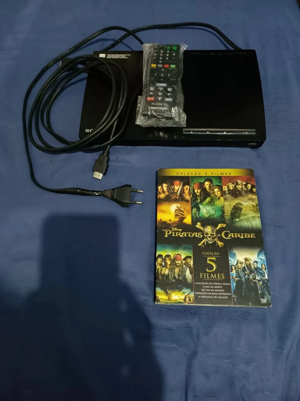 DVD Player Sony + Coleção 5 Filmes Piratas do Caribe