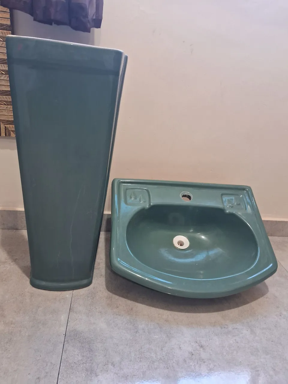 Pia com Coluna Verde zap * 