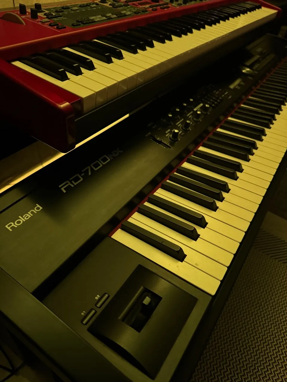 Teclado Roland RD-700NX