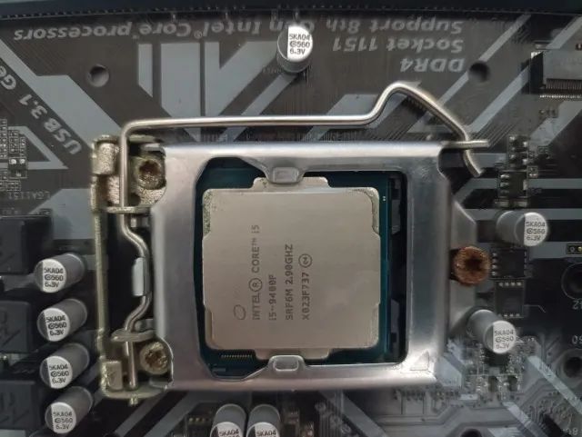 Placa mae GIGABYTE H310M + i5-9400F - Foto 2