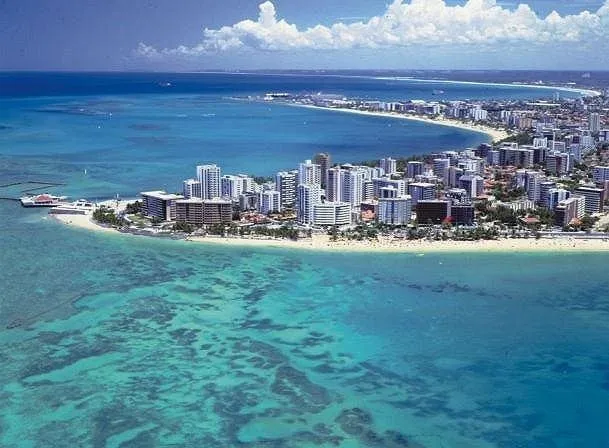 EXCELENTE Apartamento Quarto e Sala c/ Varanda na Ponta Verde Todo Mobiliado.