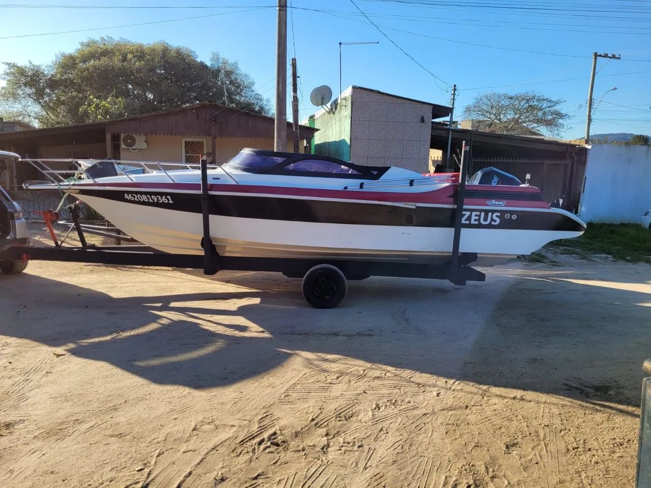 Lancha 23 pes casco motor sem volante - Foto 5