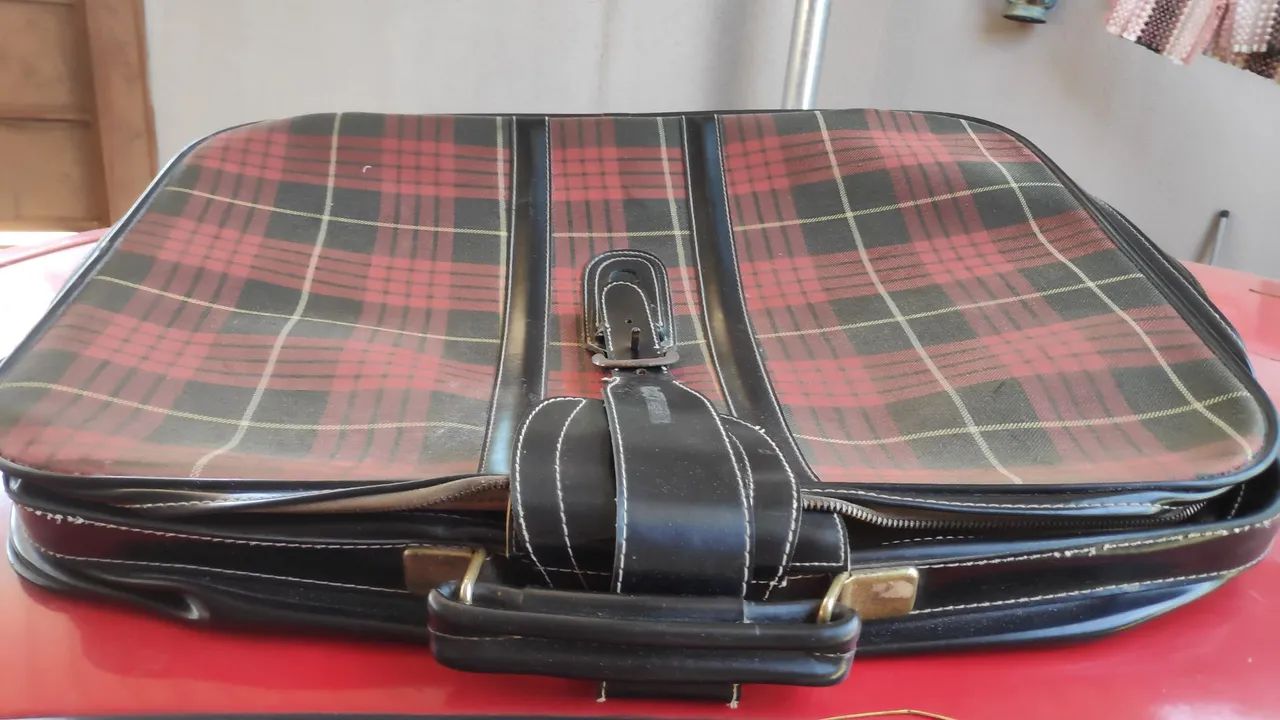 Mala anos 80 Vintage Clássica com Estampa Tartan - Foto 4