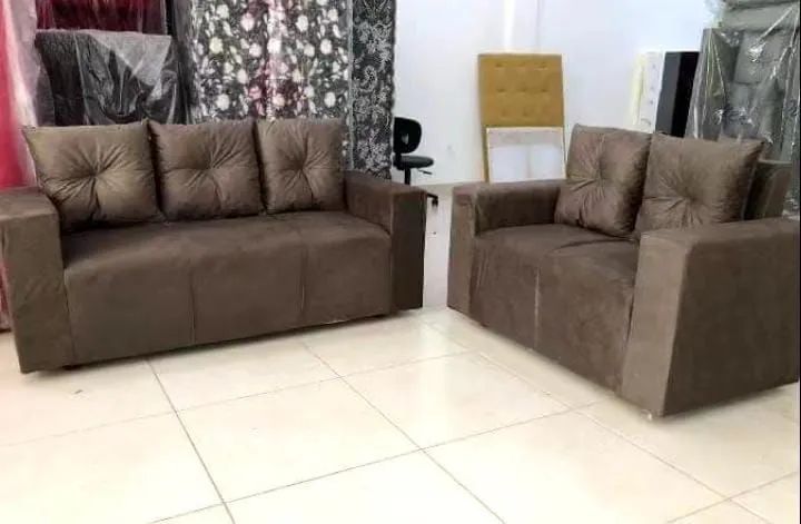 Conjunto de Sofá 2 e 3 Lugares em promoção 