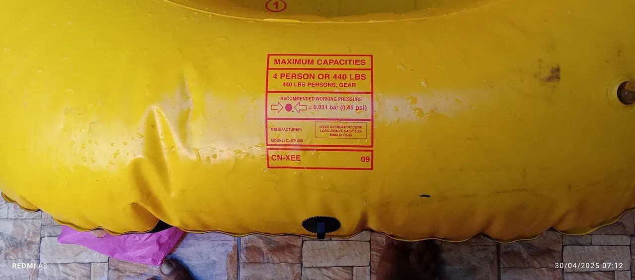 Boia Inflável para 4 Pessoas - Club 400