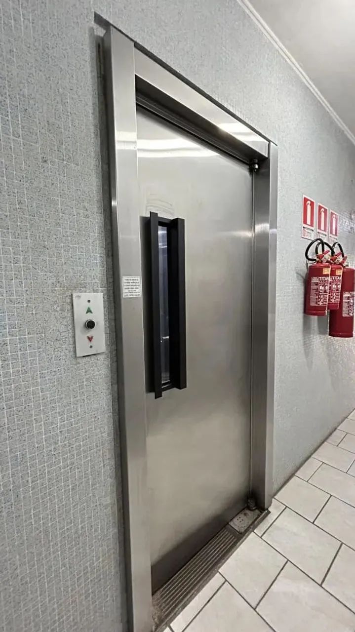 Apartamento semimobiliado com churrasqueira e terraço em Porto Alegre - Aluguel REF: CLO11 - Foto 2