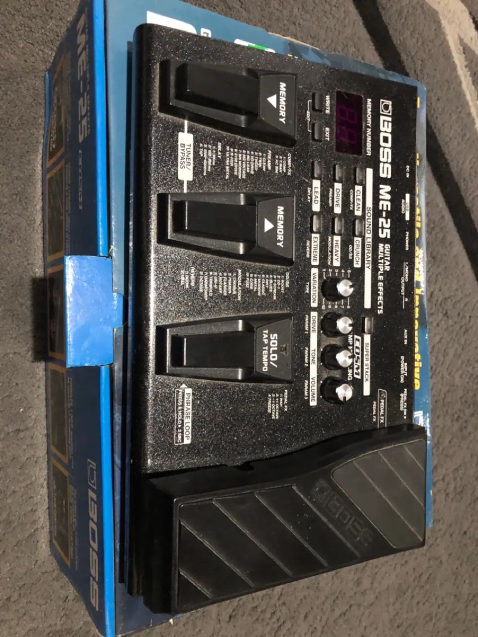 Pedal de Guitarra Multi-Efeitos Boss ME-25 - Foto 4