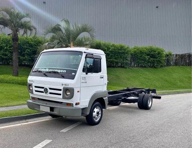 Volkswagen 8-150 plus motor cummins - Foto 2