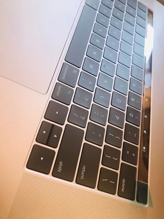Macbook Pro 15 i9 32GB 1TB - Top de Linha Configuração Máxima