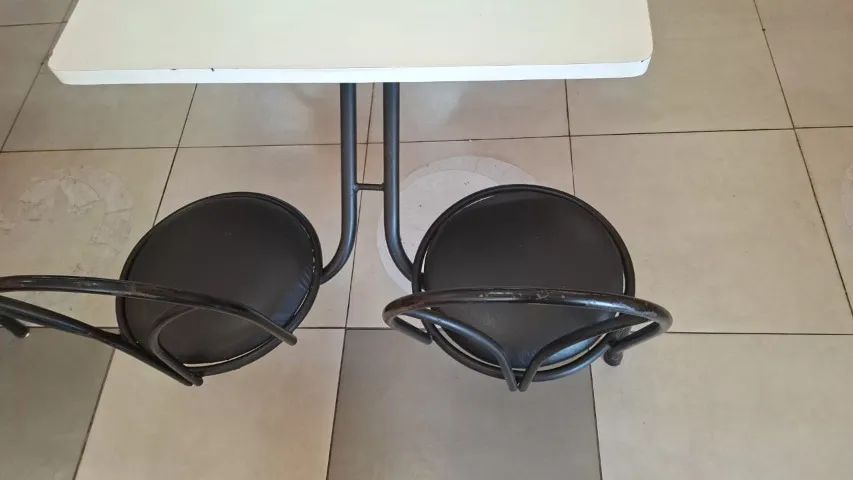 Mesa refeitório 4 lugares64209948523779122