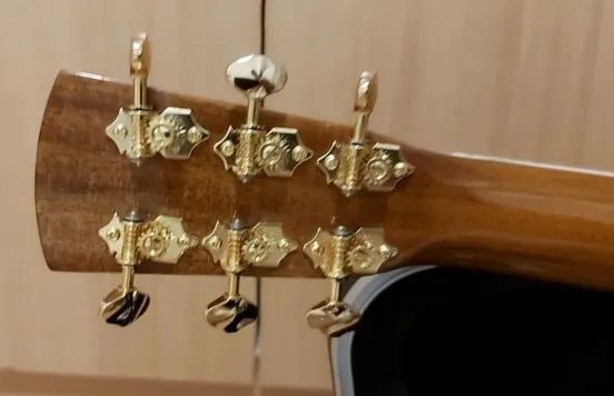 Blueridge BR 70 CE6 Acoustic Guitar, Not Taylor, Martin, Crafter, Takamine, Yamaha, or Gibson64728349992835123